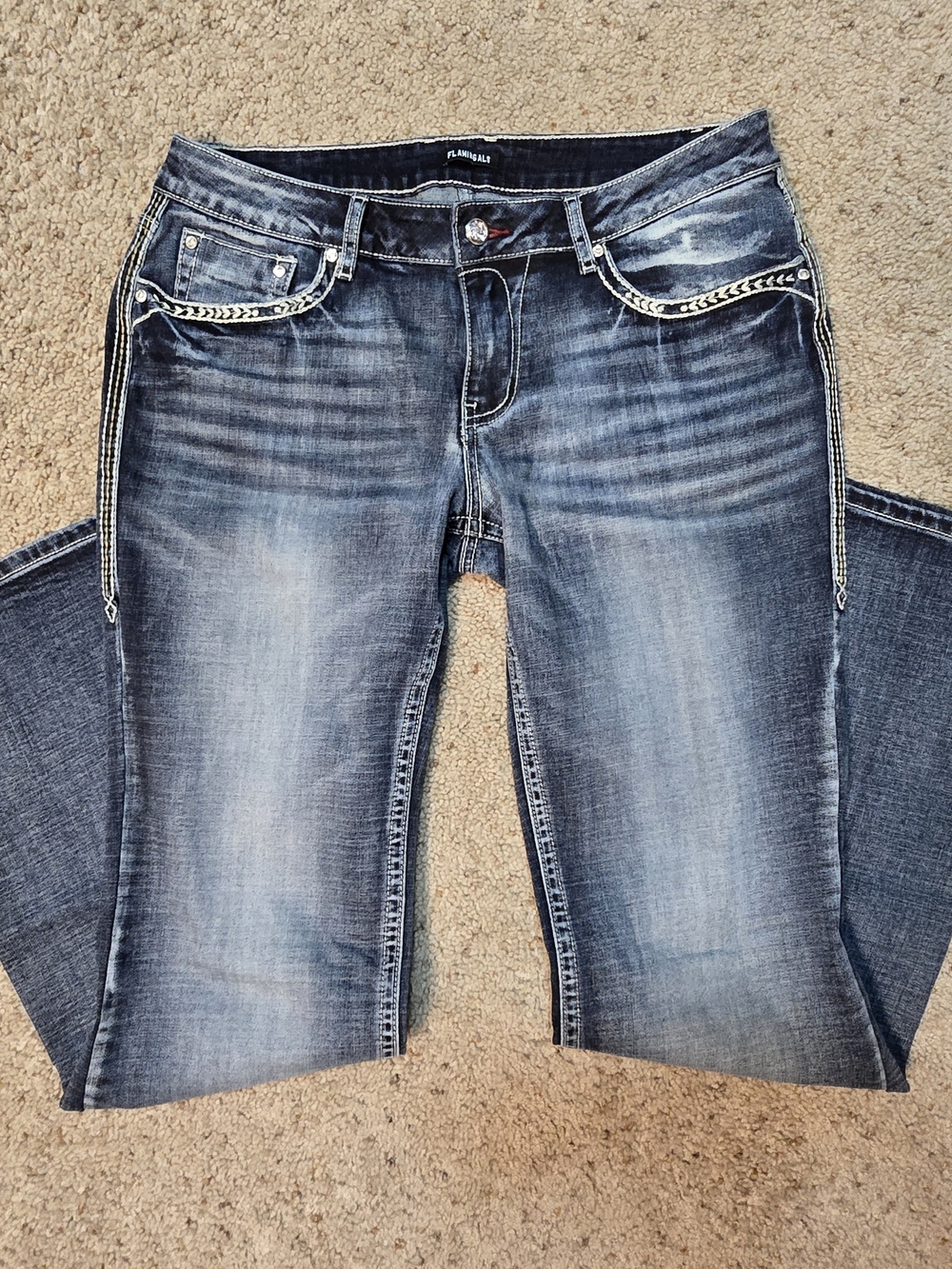 ✨ FLAMINGALS Rhinestone & Embroidered Mid-Rise Bootcut - Large - Picture 10 of 15